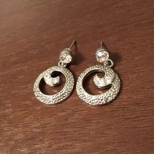 💎SALE💎 diamond stamped metal stud earrings